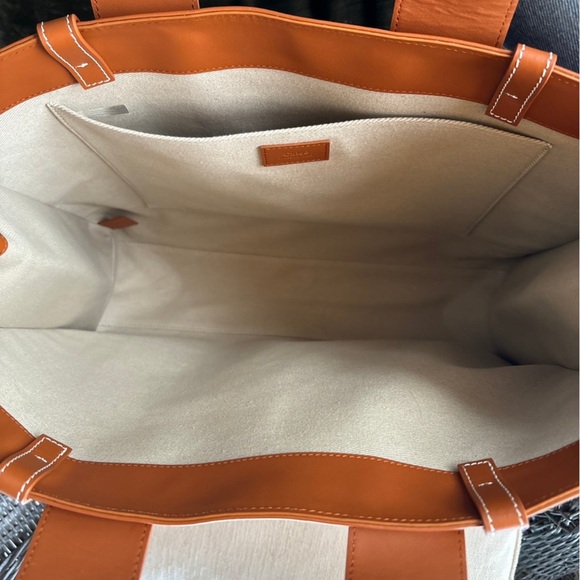 Chloe Woody Large Tote - Picture 5 of 7